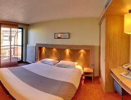 Serre Chevalier 3* بريانسن